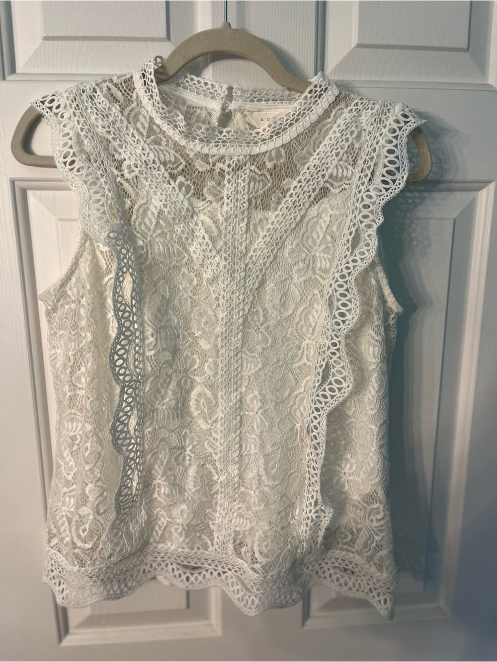 Adiva White Lace Ruffle Sleeveless Blouse Top - Medium